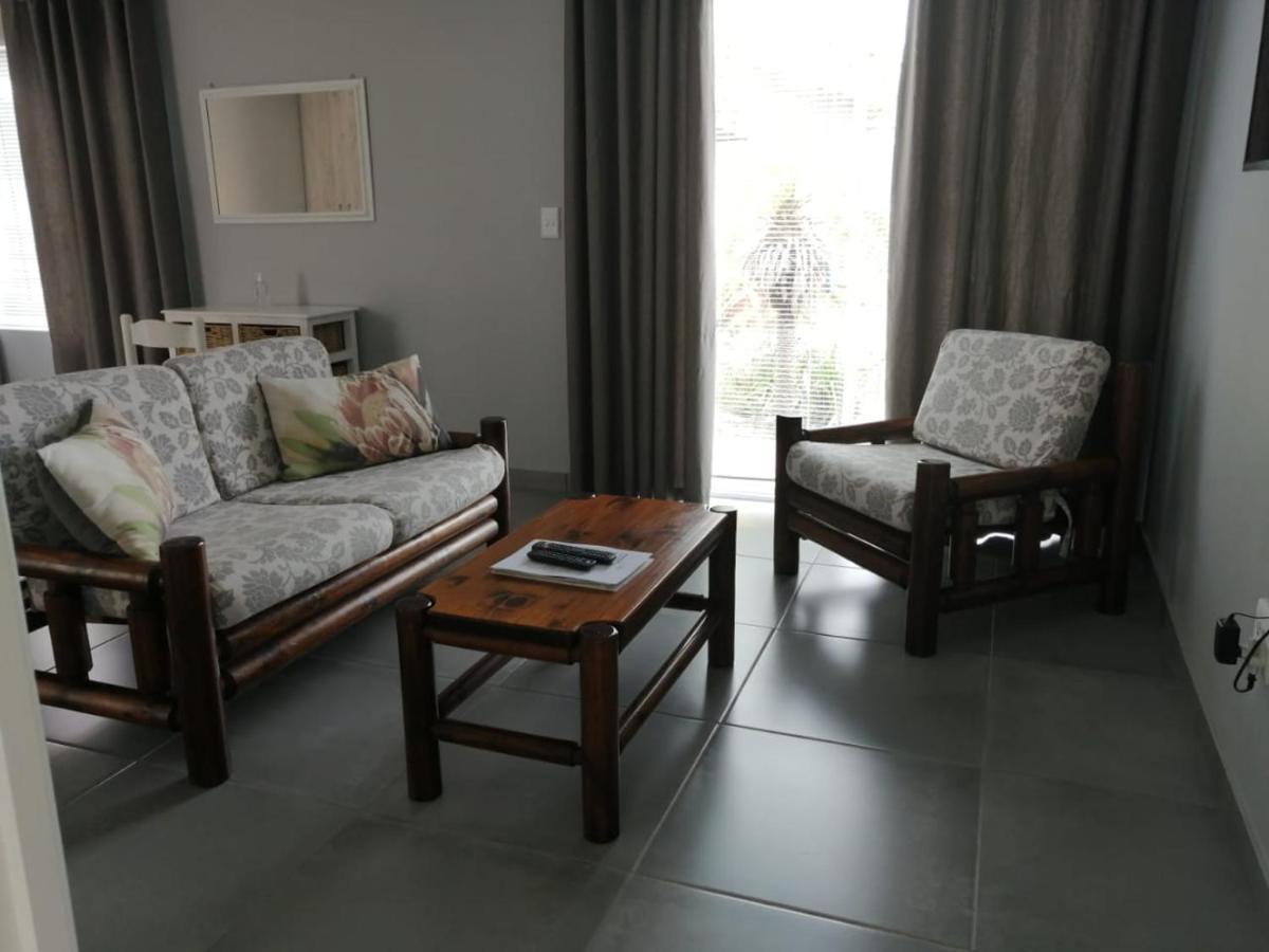 Northern Vine Guesthouse B&B Self-Catering Brackenfell Bagian luar foto