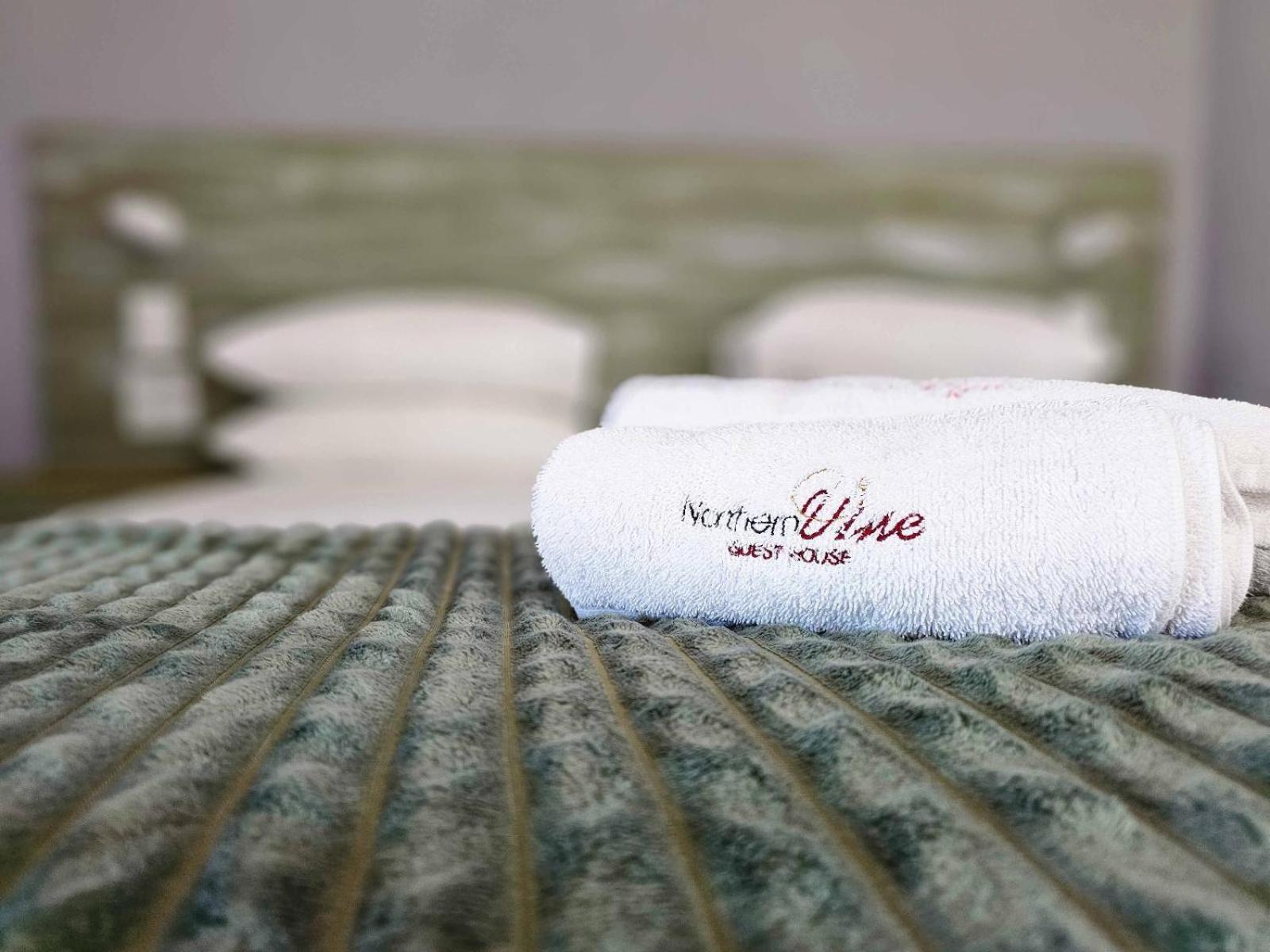 Northern Vine Guesthouse B&B Self-Catering Brackenfell Ruang foto