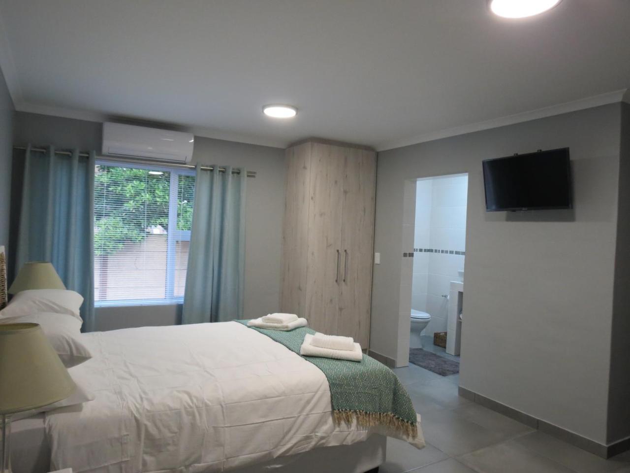 Northern Vine Guesthouse B&B Self-Catering Brackenfell Bagian luar foto